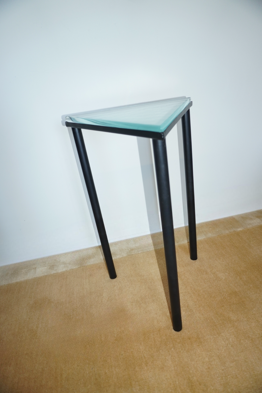 Tavi Side Table