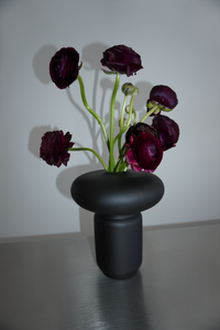 Tiri Vase