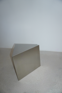 Rohe Side Table