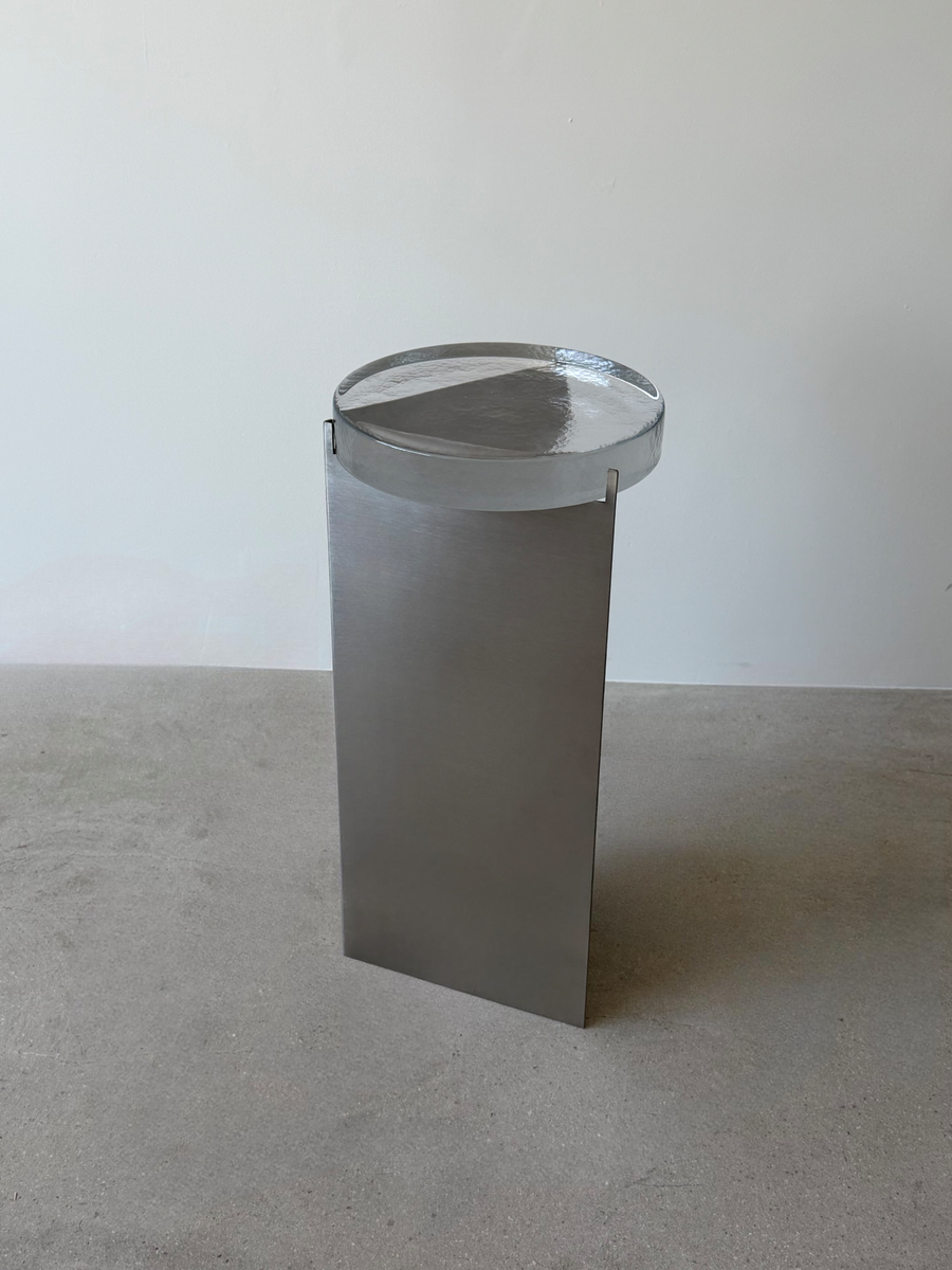 Vetro Table