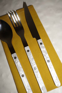 Éclat Flatware