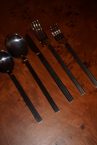 Dana Flatware