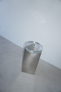 Vetro Table