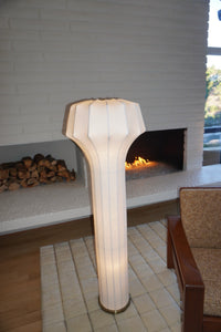 Linden Floor Lamp