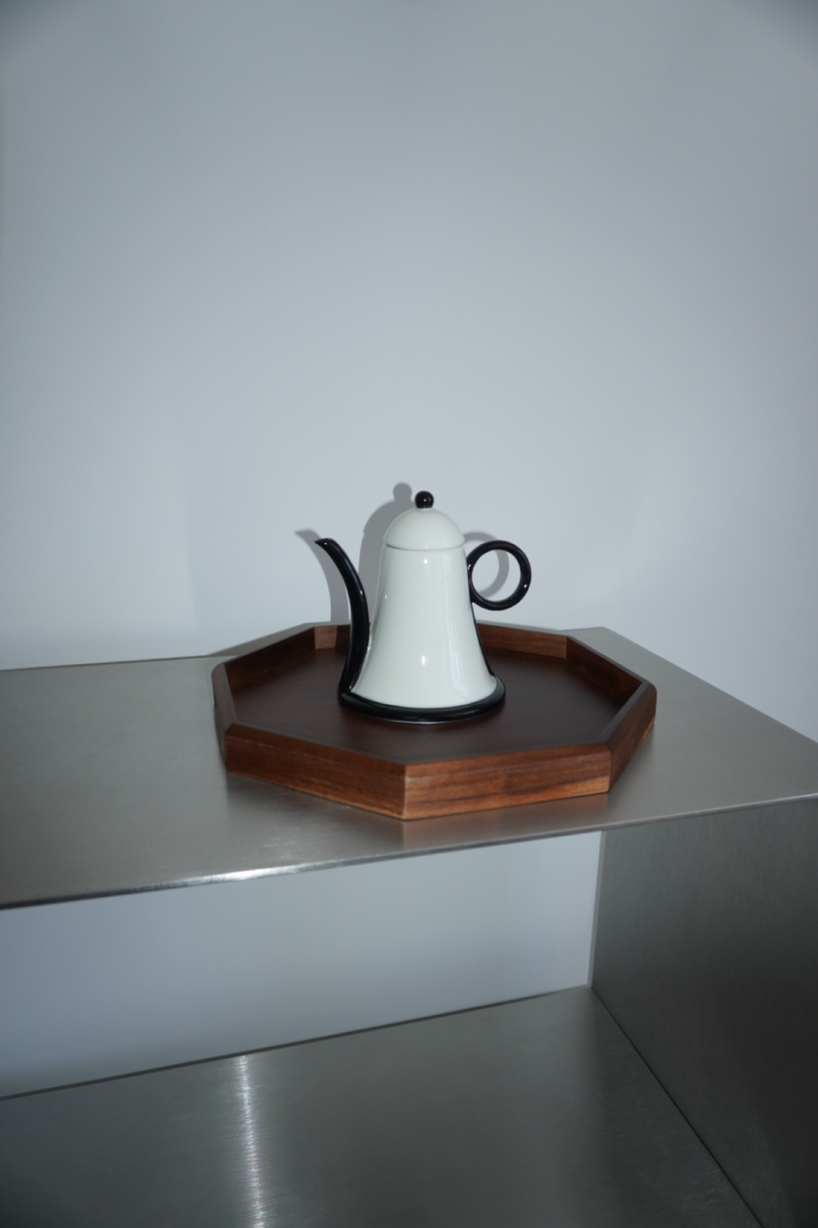 Vicci Teapot