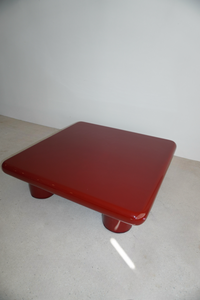 Mano Coffee Table