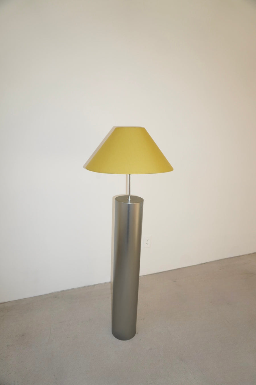 Pia Floor Lamp