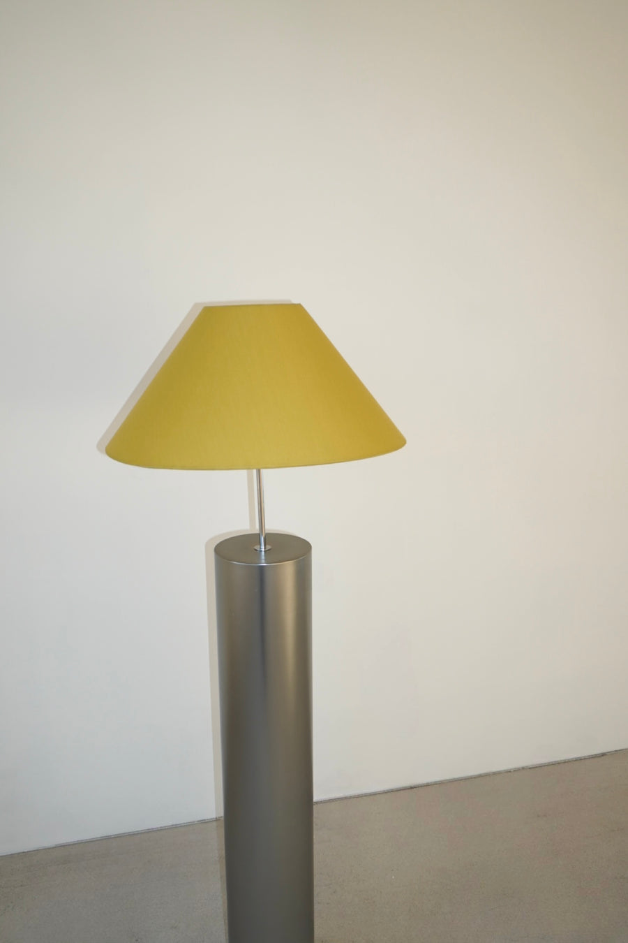 Pia Floor Lamp