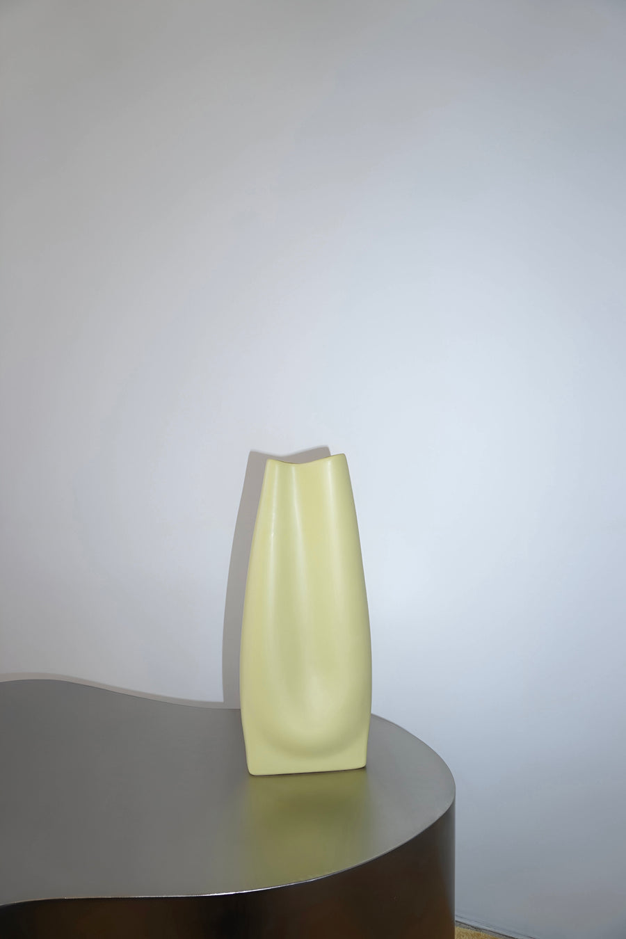 Sade Vase