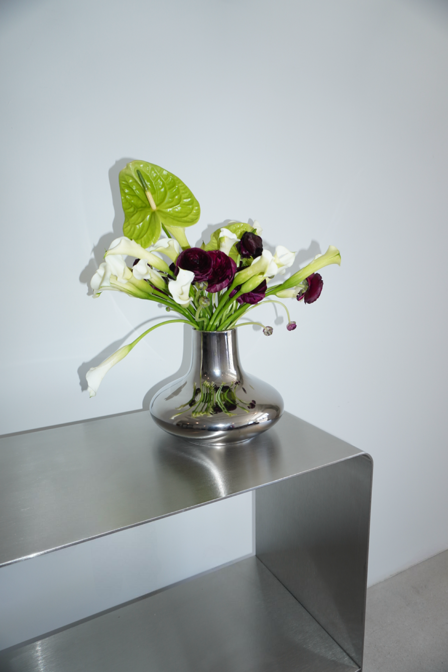 Ines Vase