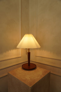 Hokia Table Lamp
