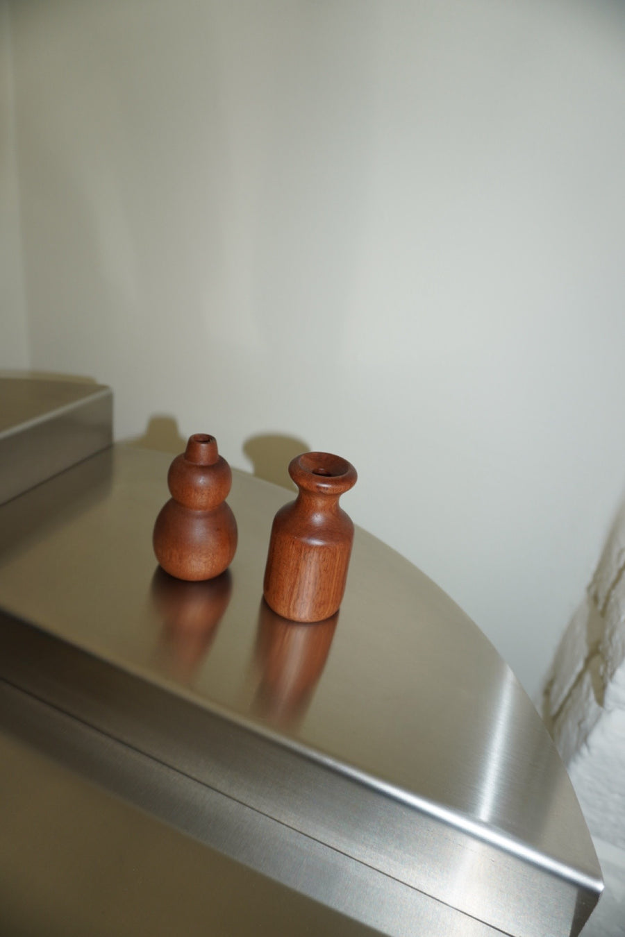 Ulu Bud Vase