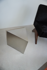 Rohe Side Table