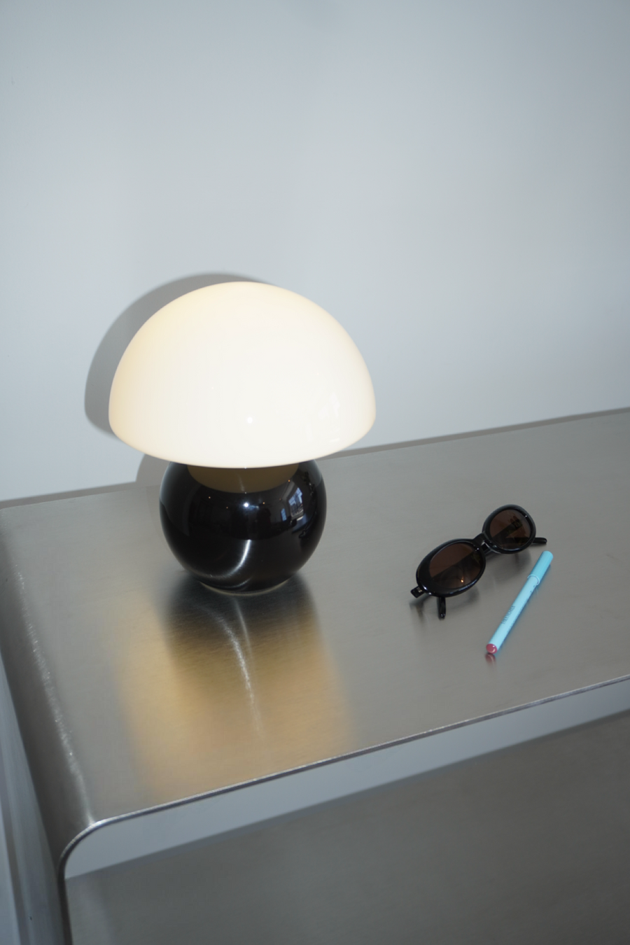 Bolé Table Lamp