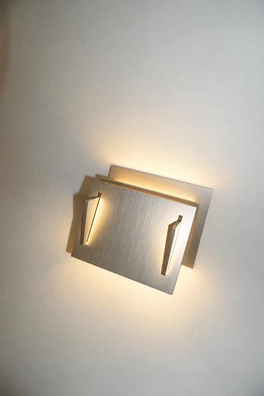 Rika Wall Sconce