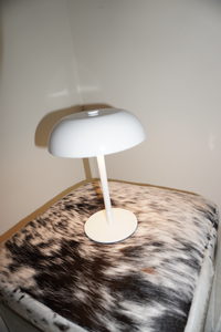 Jacque Cordless Lamp