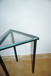 Tavi Side Table