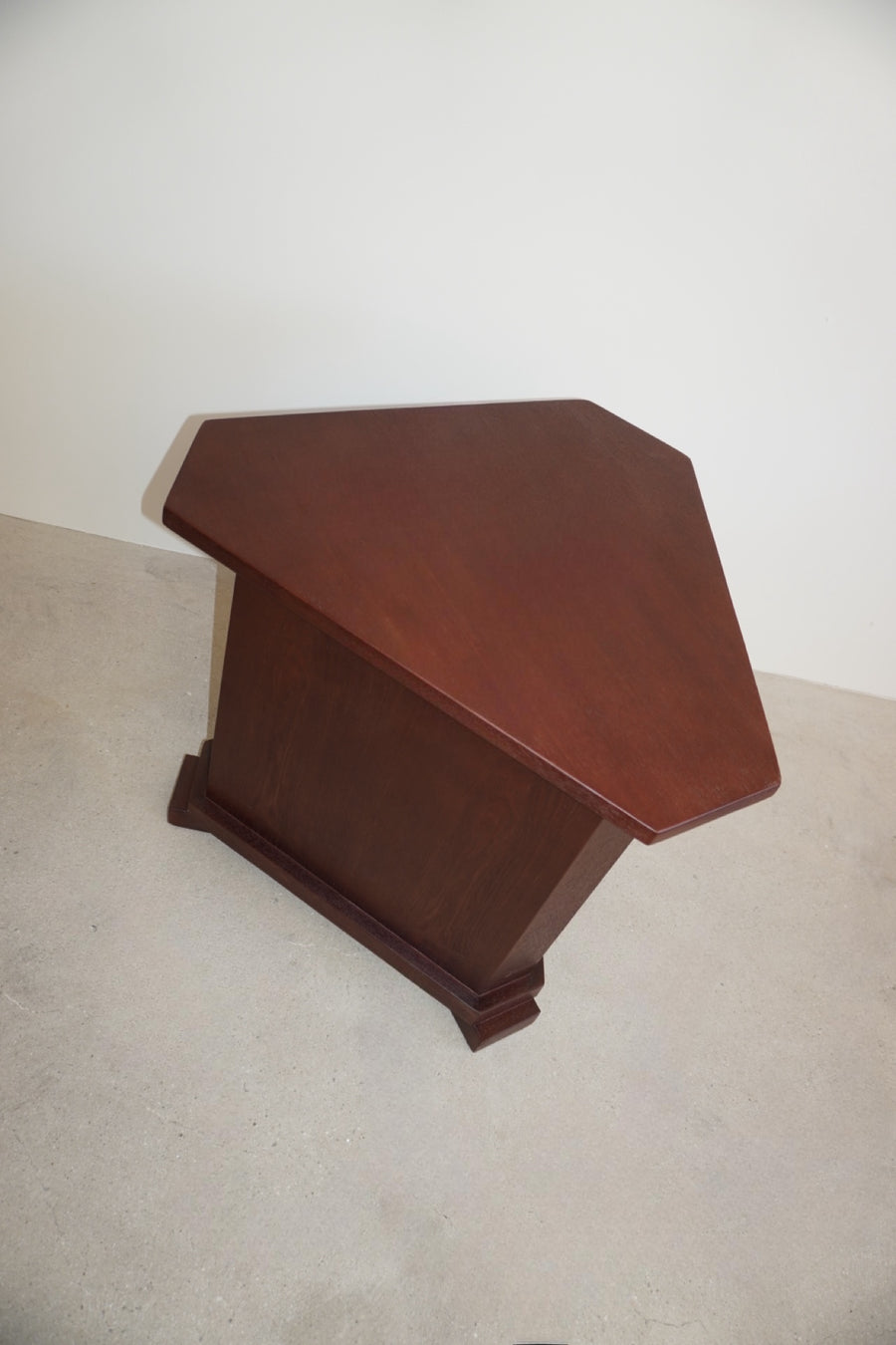 Étain Side Table