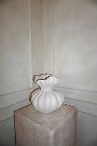 Winona Vase