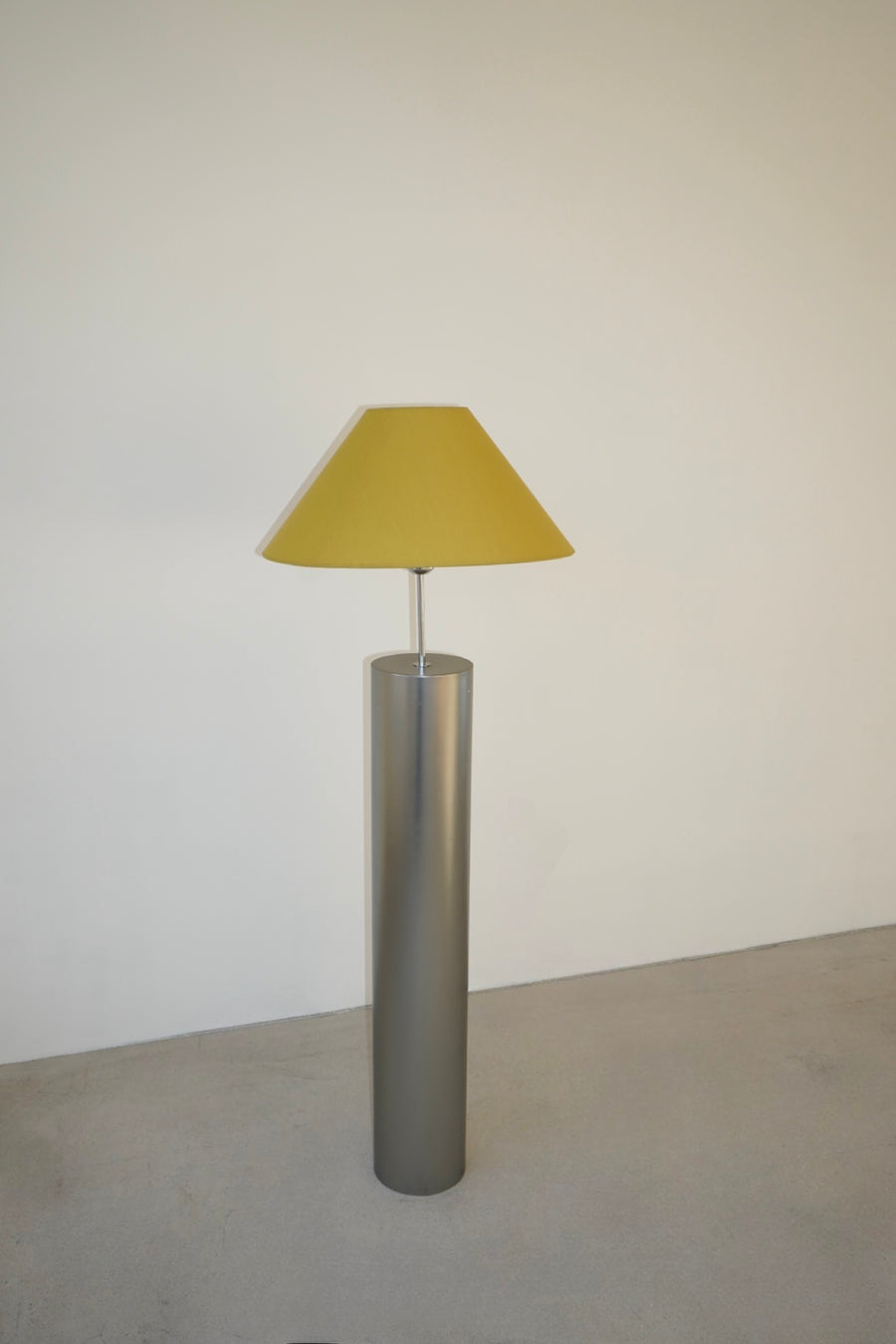 Pia Floor Lamp