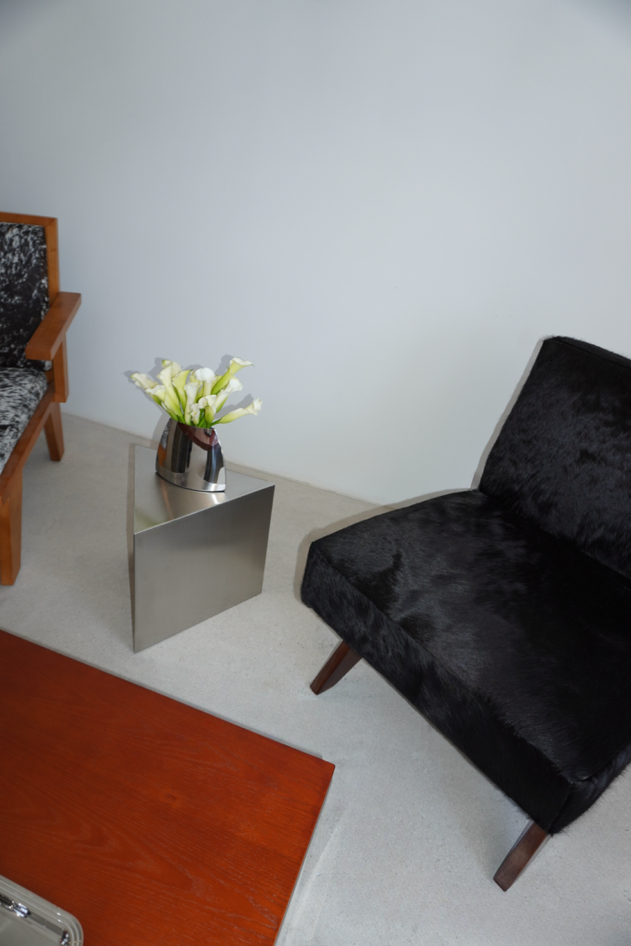Rohe Side Table