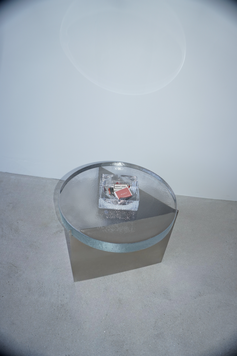 Vetro Table