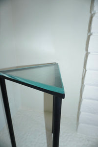 Tavi Side Table