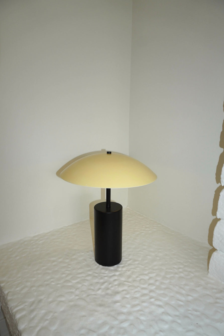 Rosso Table Lamp
