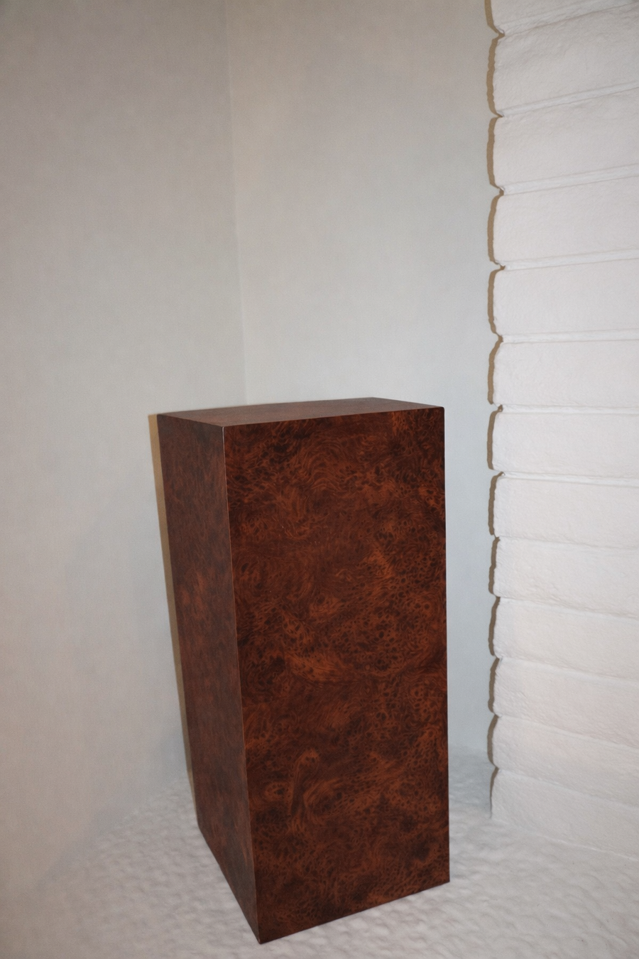 Milo Side Table and Pedestal
