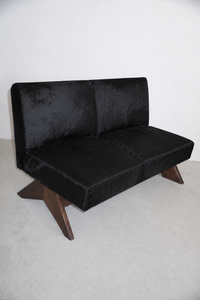 Kenter Loveseat