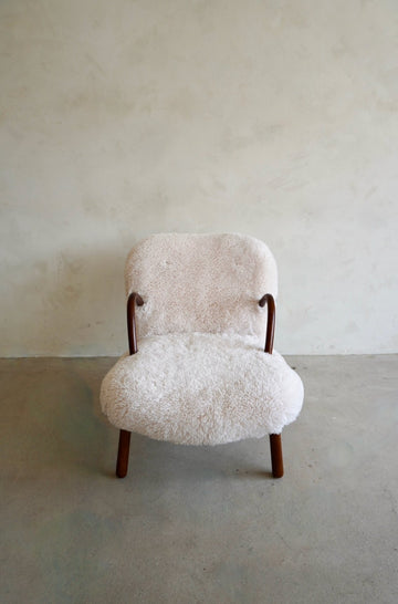 Scandinavian Inspired Sherpa Chair